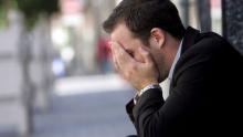 دراسة: انخفاض مستويات هرمون تستوستيرون يزيد من خطر إصابة الرجال بالاكتئاب